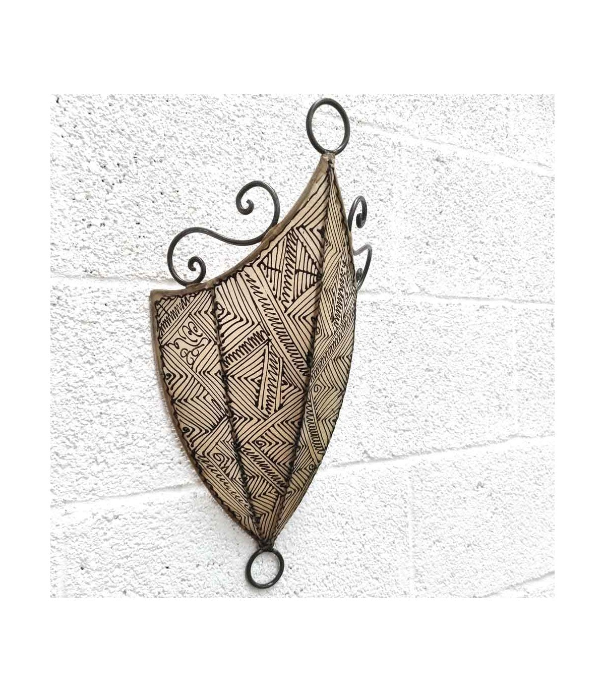 Aplique Pared Pantalla Piel Beige Decorado con Henna Artesanía Marroquí Modelo Aldurue