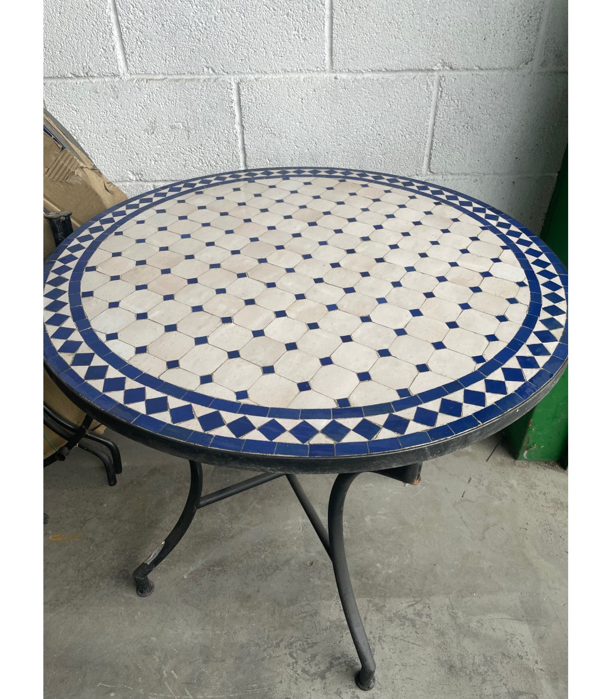 Mesa de Mosáico - Redonda Azul - Azulejos Fez - Modelo SARKA MUDAWAR