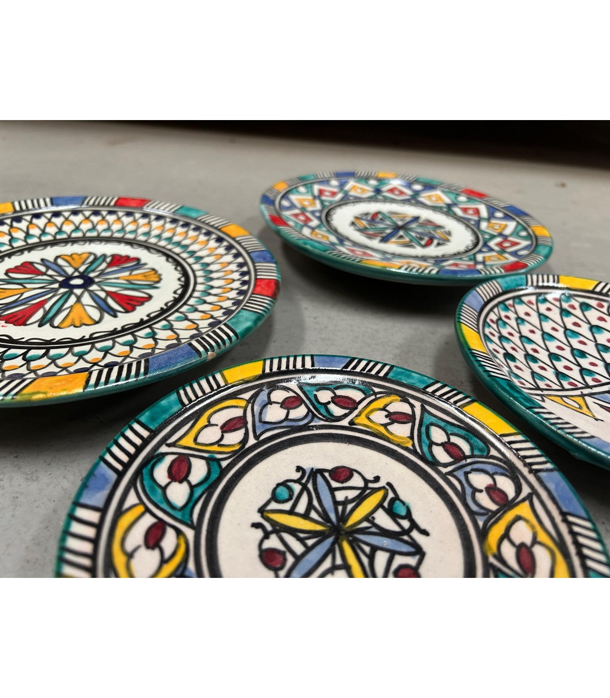 Plato Llano Artesanal de Fez – Para Presentaciones Elegantes - Modelo LAHAM