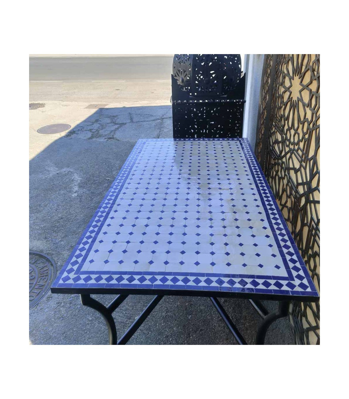 Mesa Mosaico Jardin o Patio Andalusí - Azul y Beige - Artesanía Marroquí - Modelo Nukaat